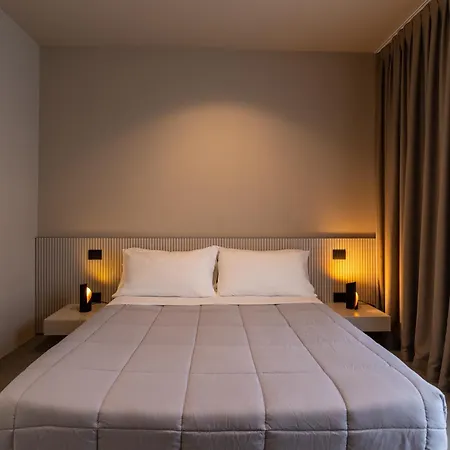 Aparthotel Amare & 3*