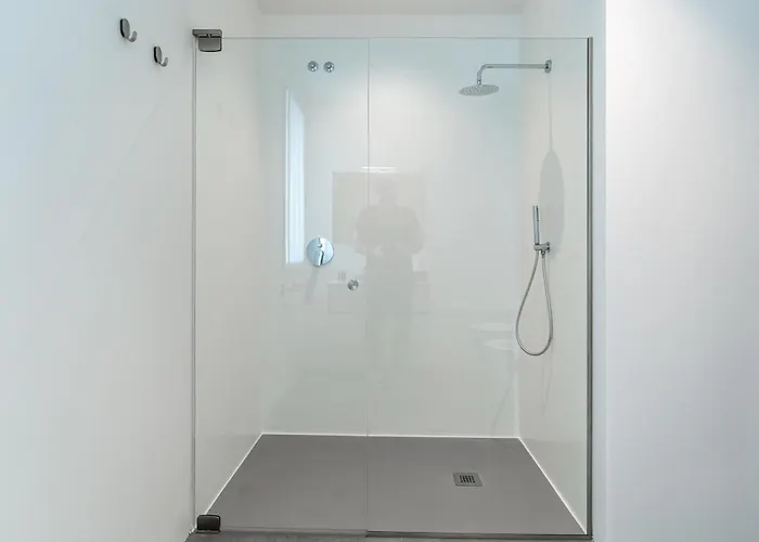 Amare & Lägenhetshotell 4*